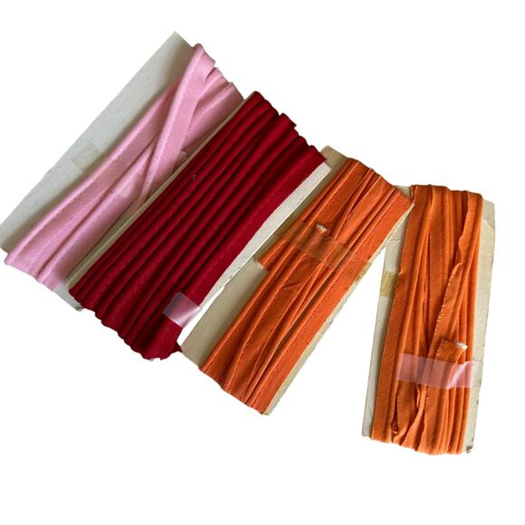 Vintage Lot of 16 New and Opened Bias Trim Corded Piping Sewing Notions - Picture 8 of 10